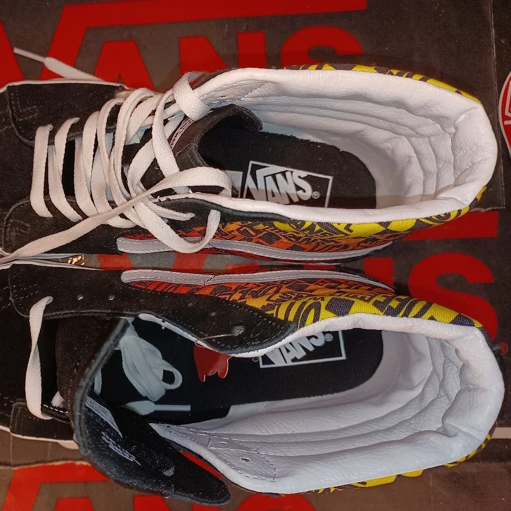 Vans Sk8-Hi Logo Flame Canvas Black Men's 9.5 VN0A5HZZA5P